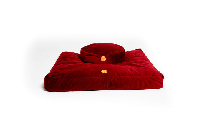 Awaken Round Velvet Cushion Set